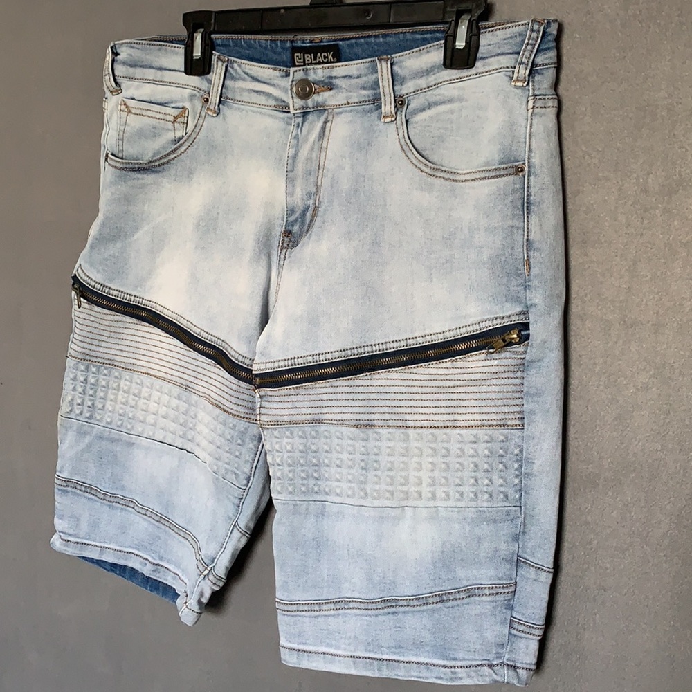 Mens jean shorts - Picture 3 of 8